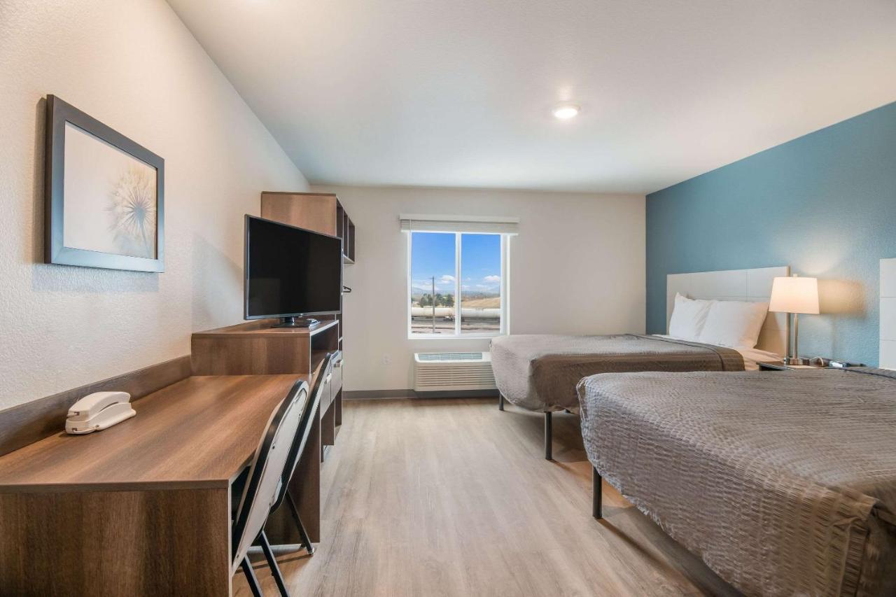 Woodspring Suites Missoula Bagian luar foto