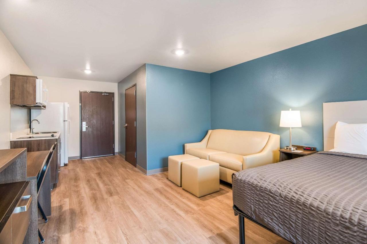 Woodspring Suites Missoula Bagian luar foto