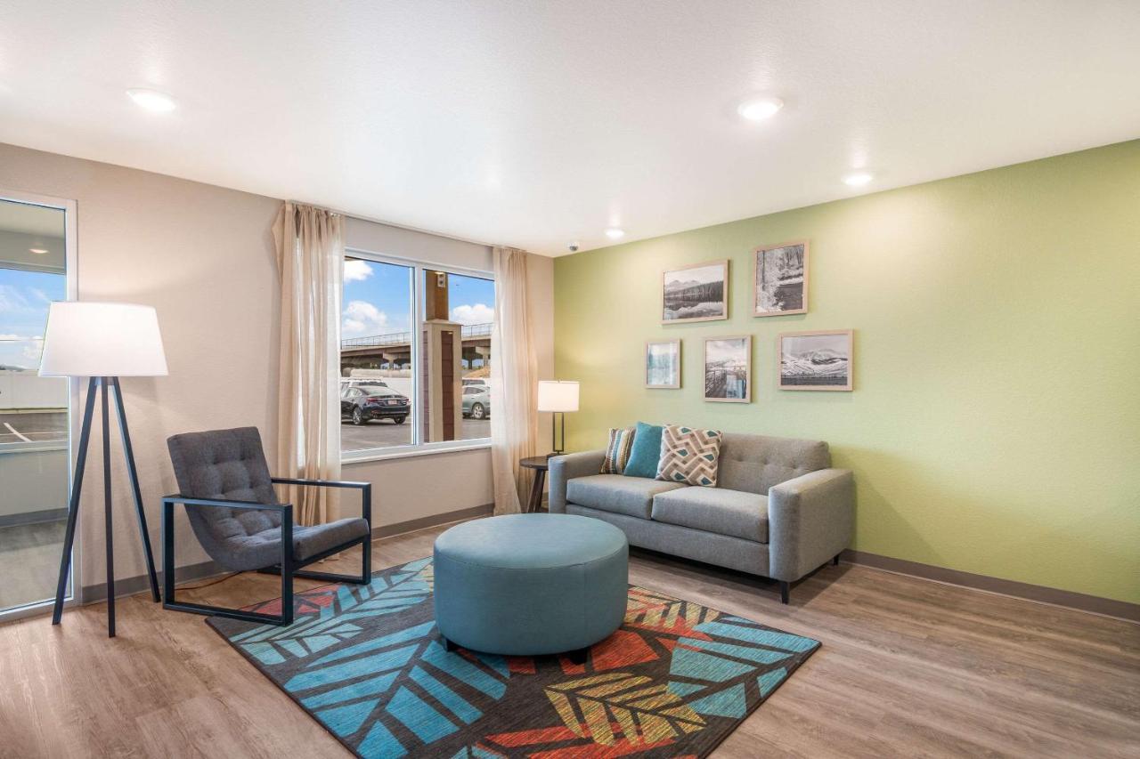 Woodspring Suites Missoula Bagian luar foto