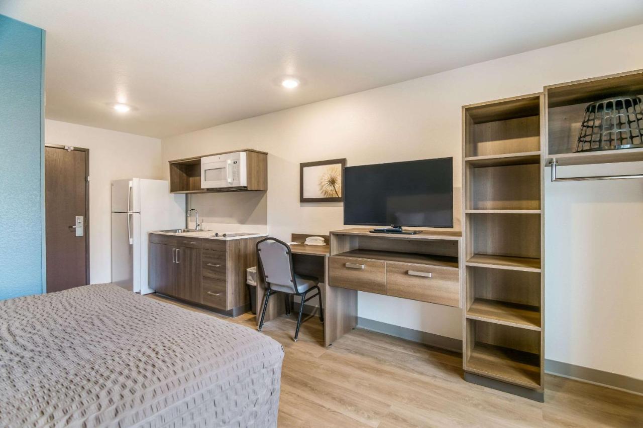 Woodspring Suites Missoula Bagian luar foto