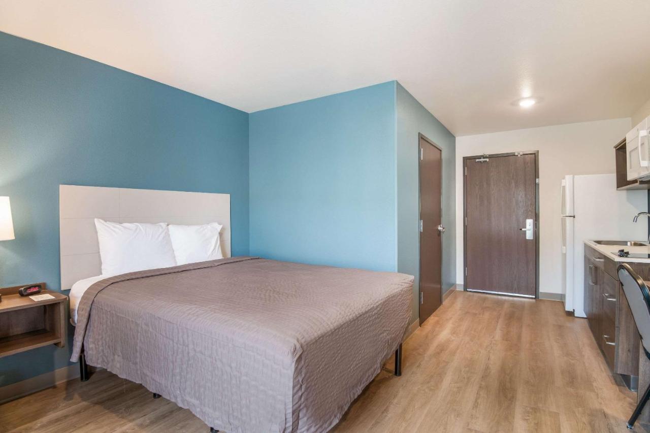 Woodspring Suites Missoula Bagian luar foto