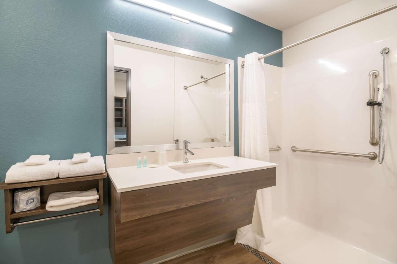Woodspring Suites Missoula Bagian luar foto